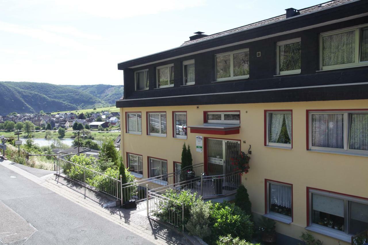 Ferienwohnung Moselblick-Stein Valwig Zewnętrze zdjęcie